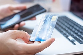 今すぐお金が必要な人は自由に借入できるカードローンが最適!